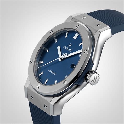 hublot classic fusion mens titanium 42mm automatic watch